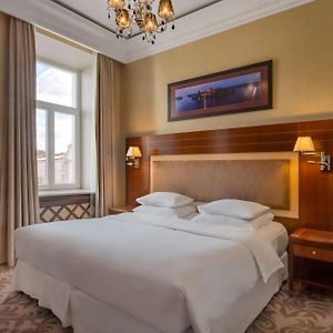 One-Bedroom King Suite Balcony
